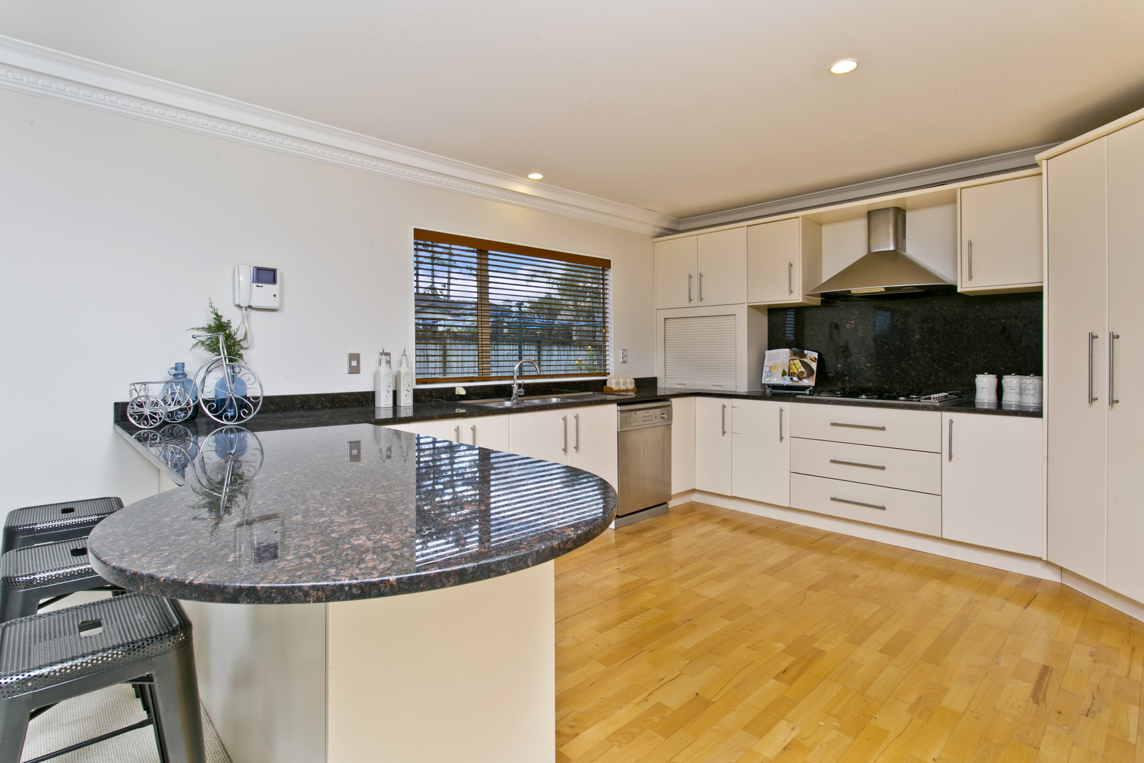 Kitchen Renovation Checklist - Choosing The Right Renovation Company in Auckland 554032J, Kitchen Renovation, Bathroom Renovation, House Renovation Auckland