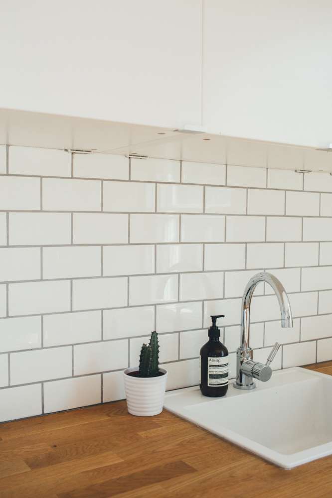Grout Vs Cement For Tiling, What Type Of Grout To Use For Glass Tile Backsplash