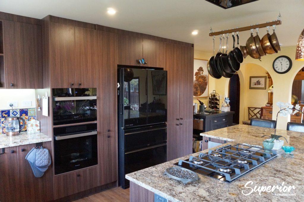 New Kitchen Remodel Cost : Basic, Mid-Range & Luxury (2023)